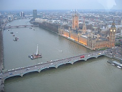 074 Dans London Eye Wheel - Tamise